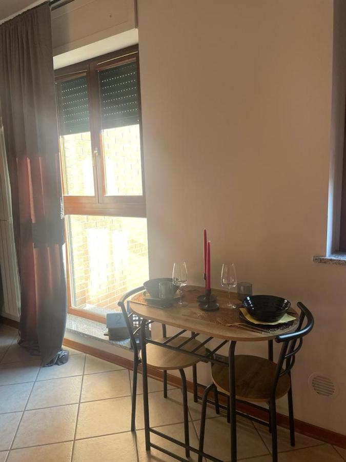 Mille4 Apartment โนวารา ภายนอก รูปภาพ